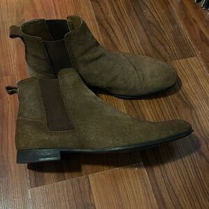 Mens Zara Suede Chelsea Boots in Brown